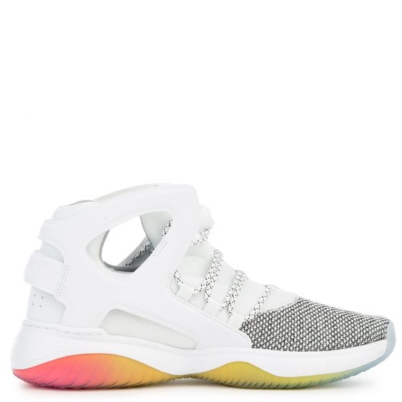 Sold On Another Sale Site - Picture 6 of 8